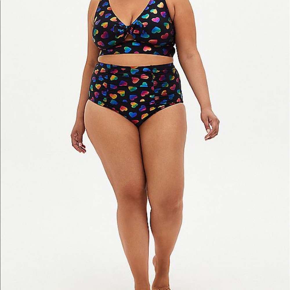 Torrid black Heart Swim Bottom size 3/3x/22-24